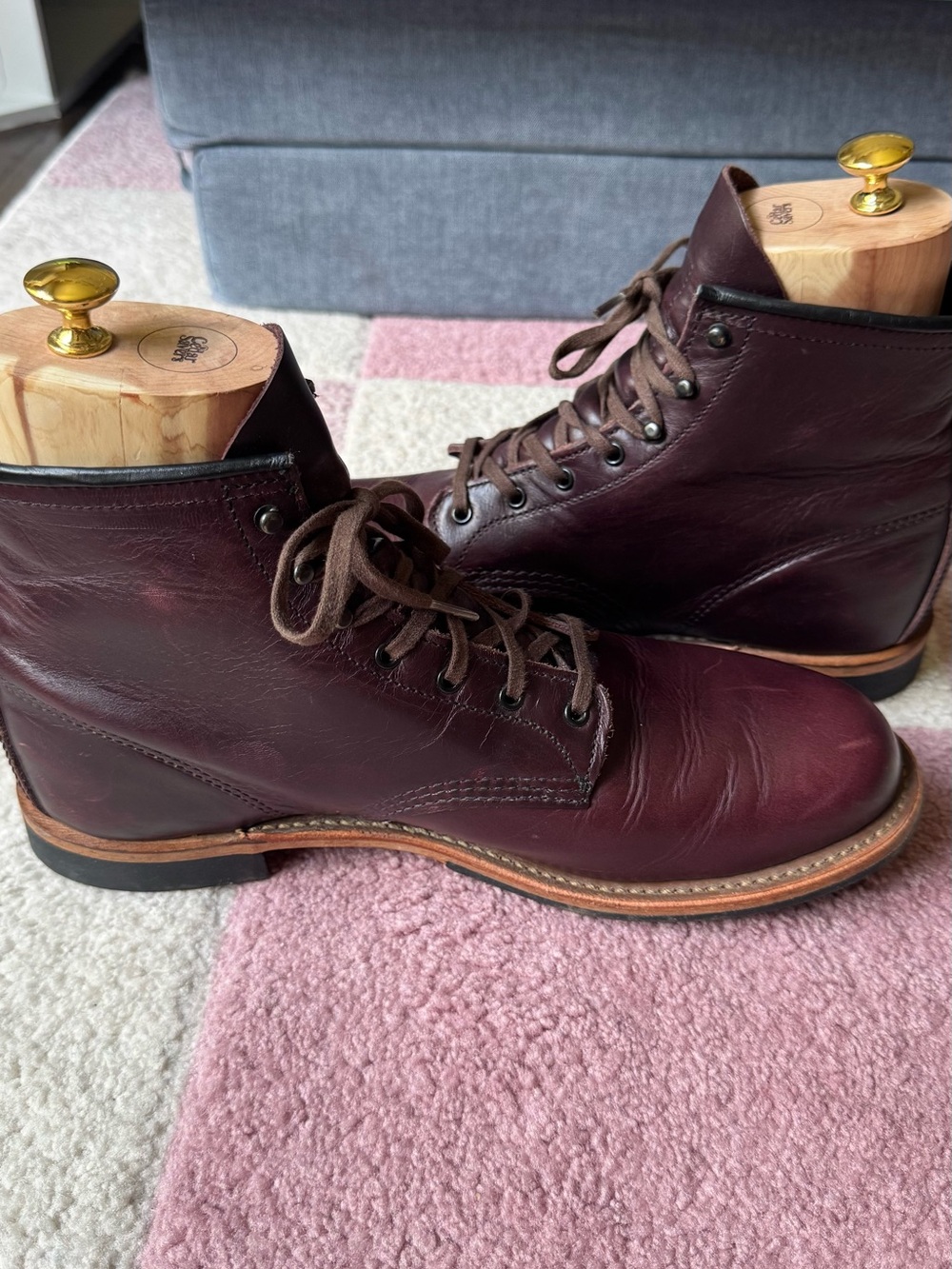 Men's Red Wing Heritage 6-inch boot in Black Cherry Excalibur Leather - Picture 3 of 8